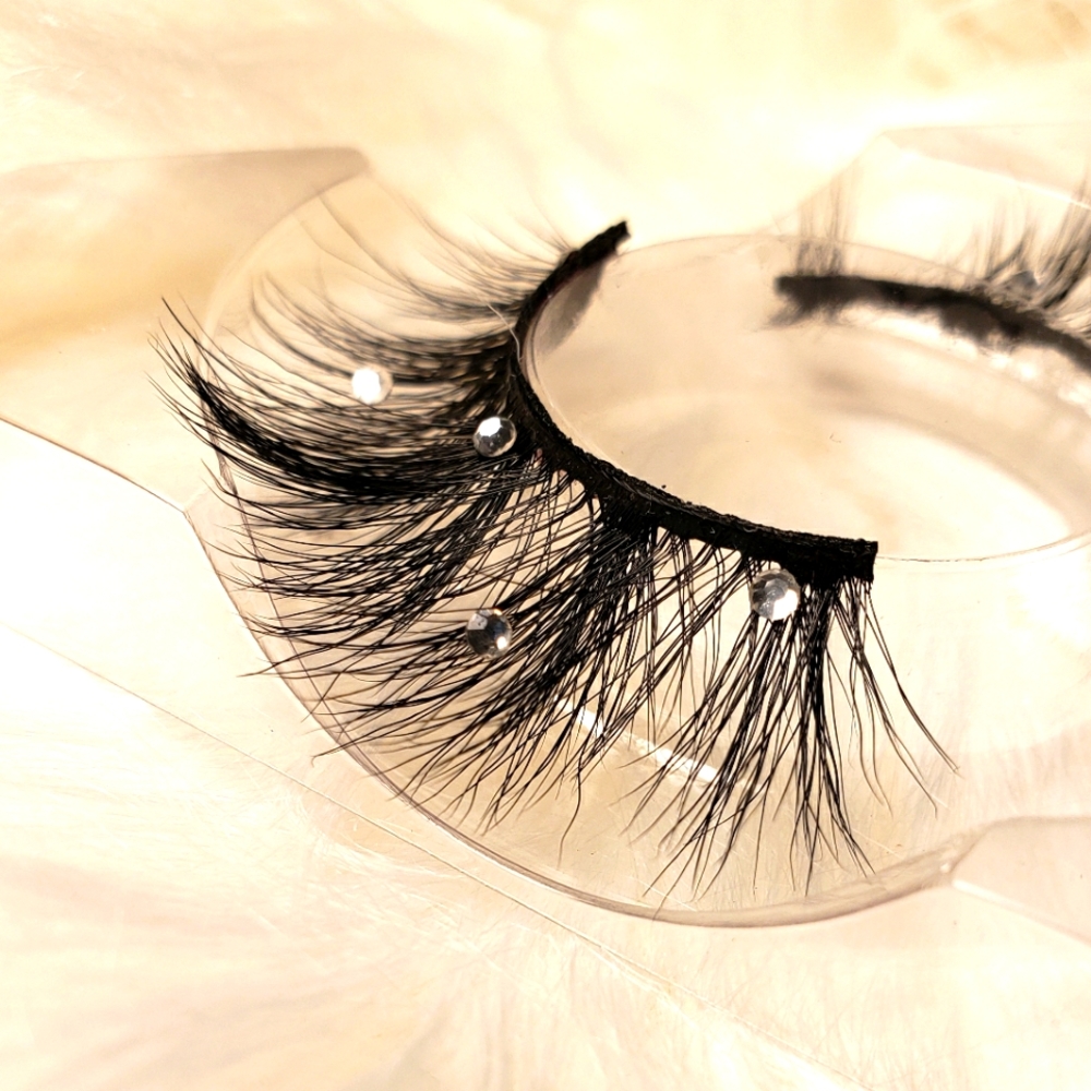 Rhinestone mink lashes